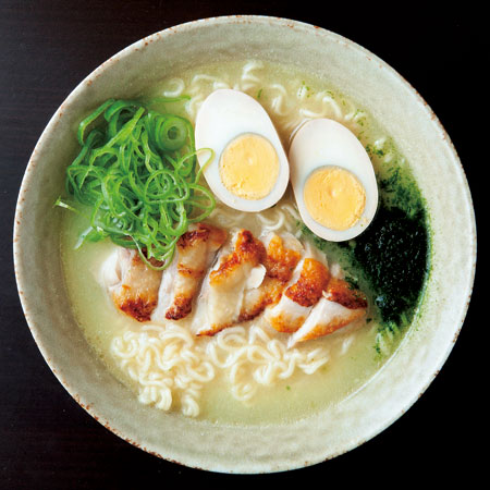 鶏白湯ラーメン