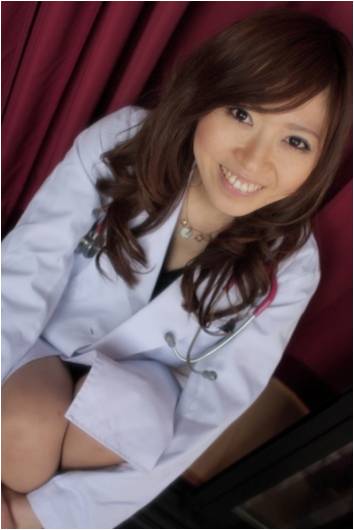 山下真理子先生