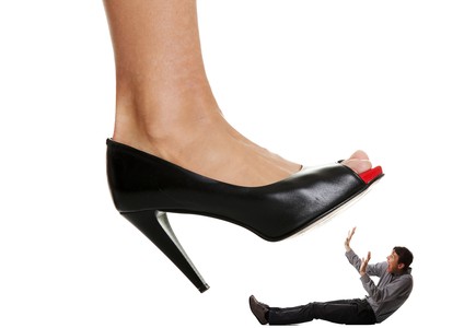 不倫男に制裁を！アラサー女子の恐るべき復讐劇