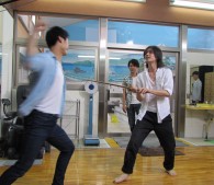 即興で殺陣を披露したアクション俳優たち 即興で殺陣を披露したアクション俳優たち