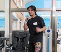 特技の少林寺拳法を披露する大口さん 特技の少林寺拳法を披露する大口さん