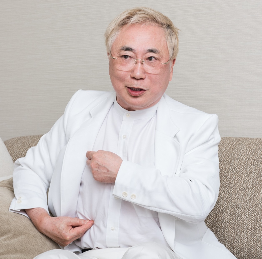 高須院長