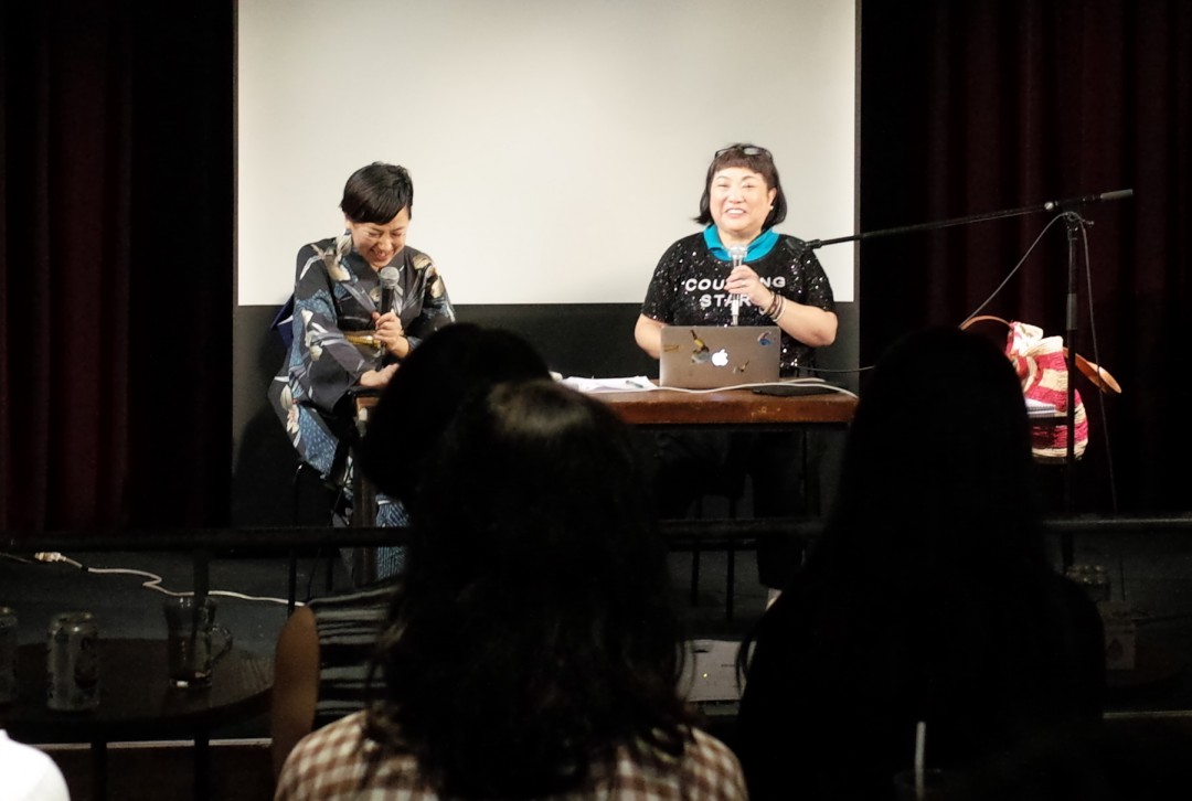 上映後に作品のを解説する湯山氏（右）と司会の塚田有那氏（左）