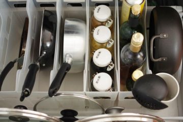 ファイルボックスでフライパンも調味料も探しやすく
