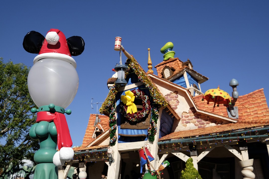 ミッキーの形をした外灯