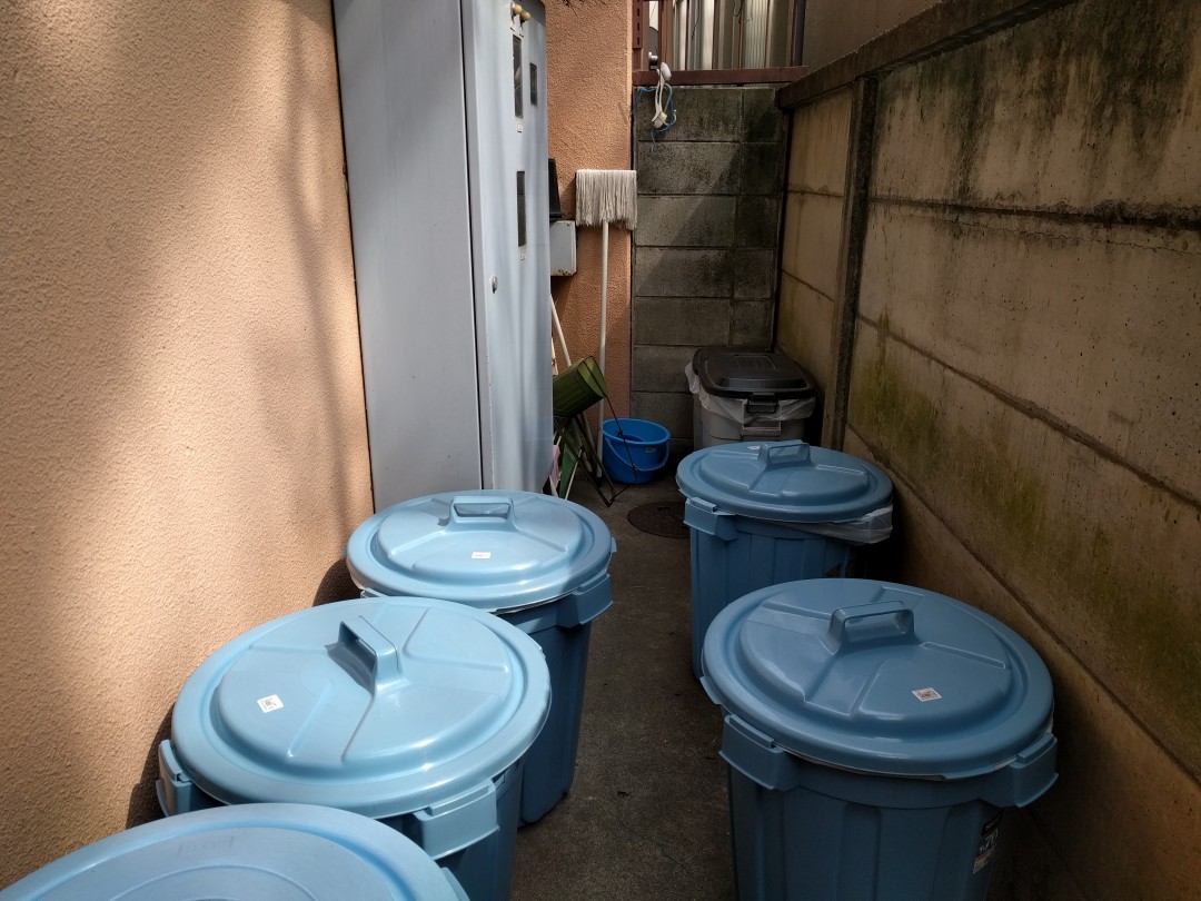 ゴミ置き場
