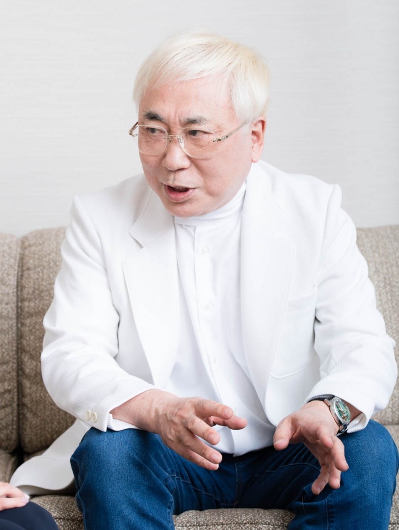 高須院長