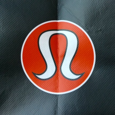 ルルレモンのロゴマーク