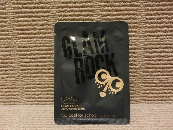 too cool for schoolのグラムロック・アブラカダブラマスク