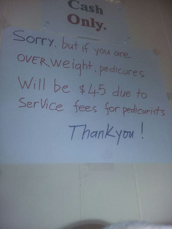 ネイルサロン炎上