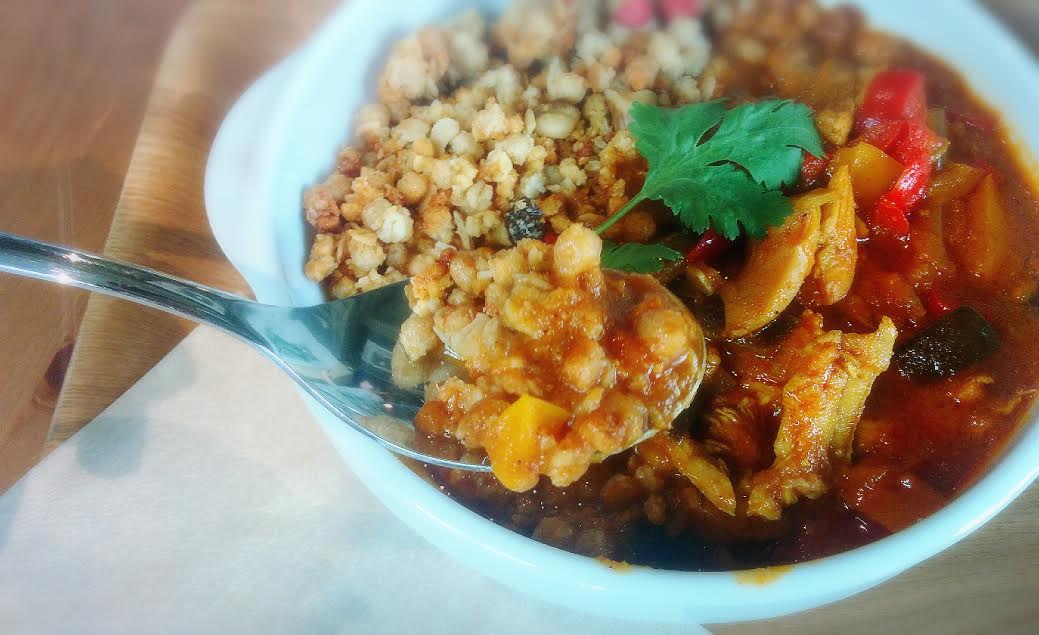 「BROS TOKYO」で人気のジム飯「カレグラ」