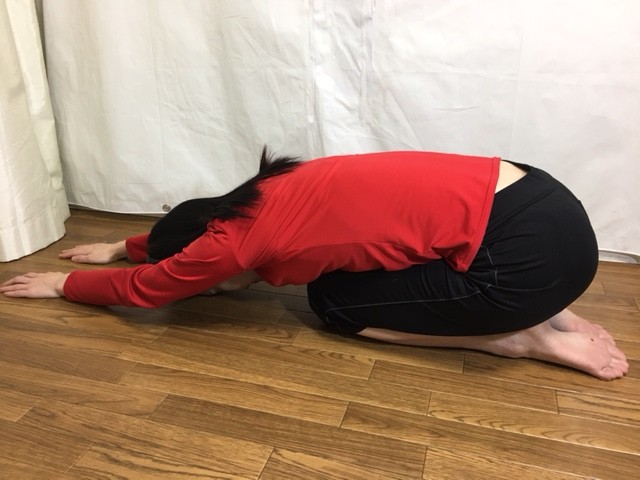 子どものポーズ