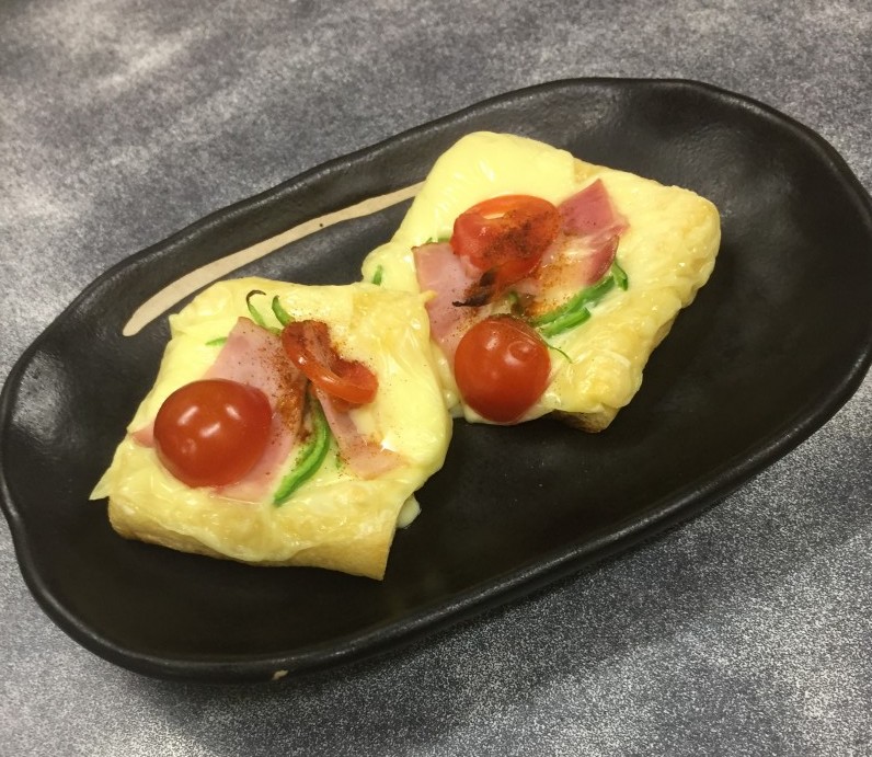 油揚げピザ風