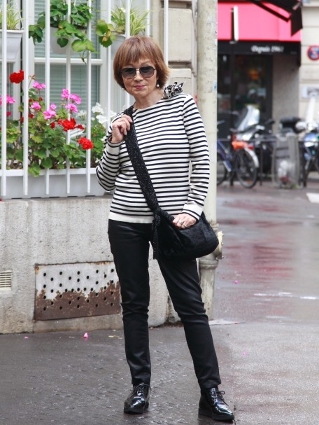 弓シャローさん街で