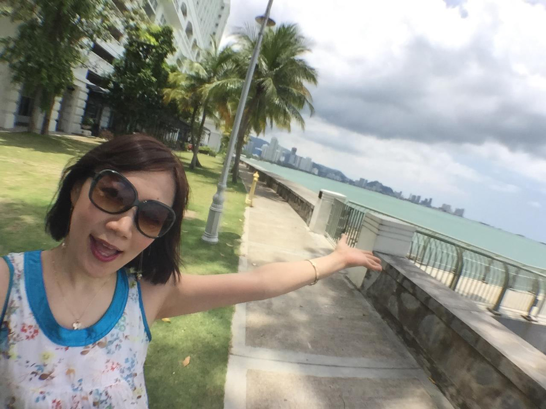 高級ヘリテージホテル『Eastern ＆ Oriental Hotel』の庭