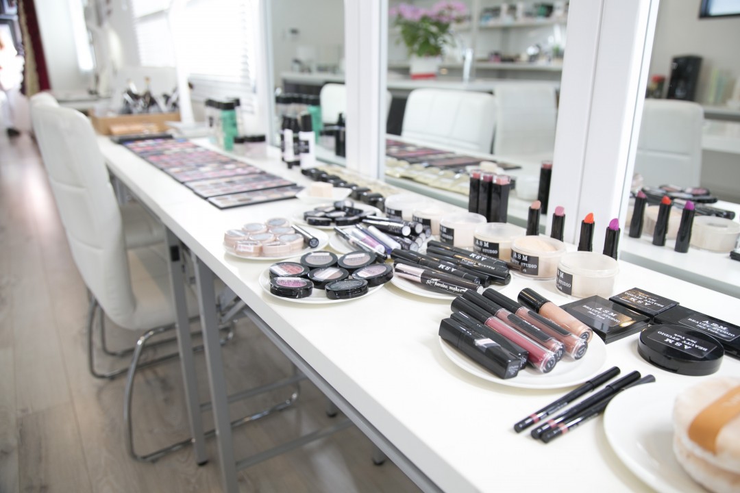 AKEMI S. MILLER BEAUTY STUDIO