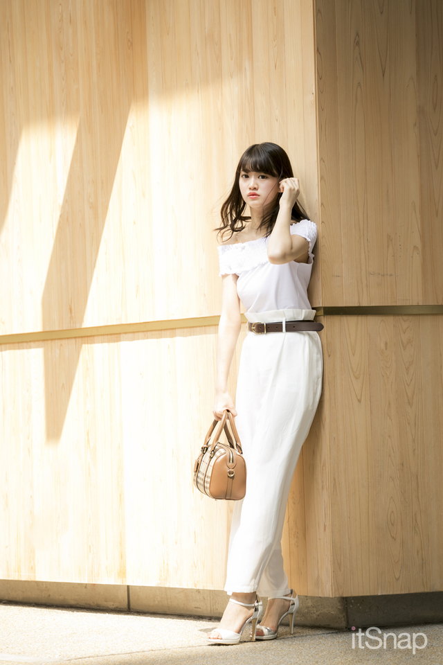 T大学四年・水川りんなサン(160cm)