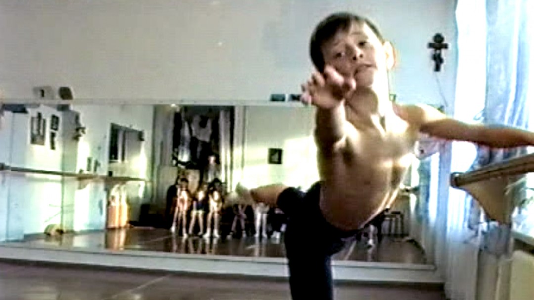 『ダンサー、セルゲイ・ポルーニン 世界一優雅な野獣』より_3