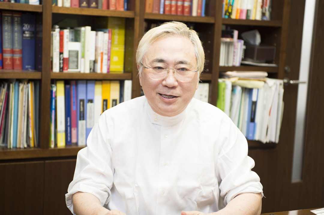 高須院長