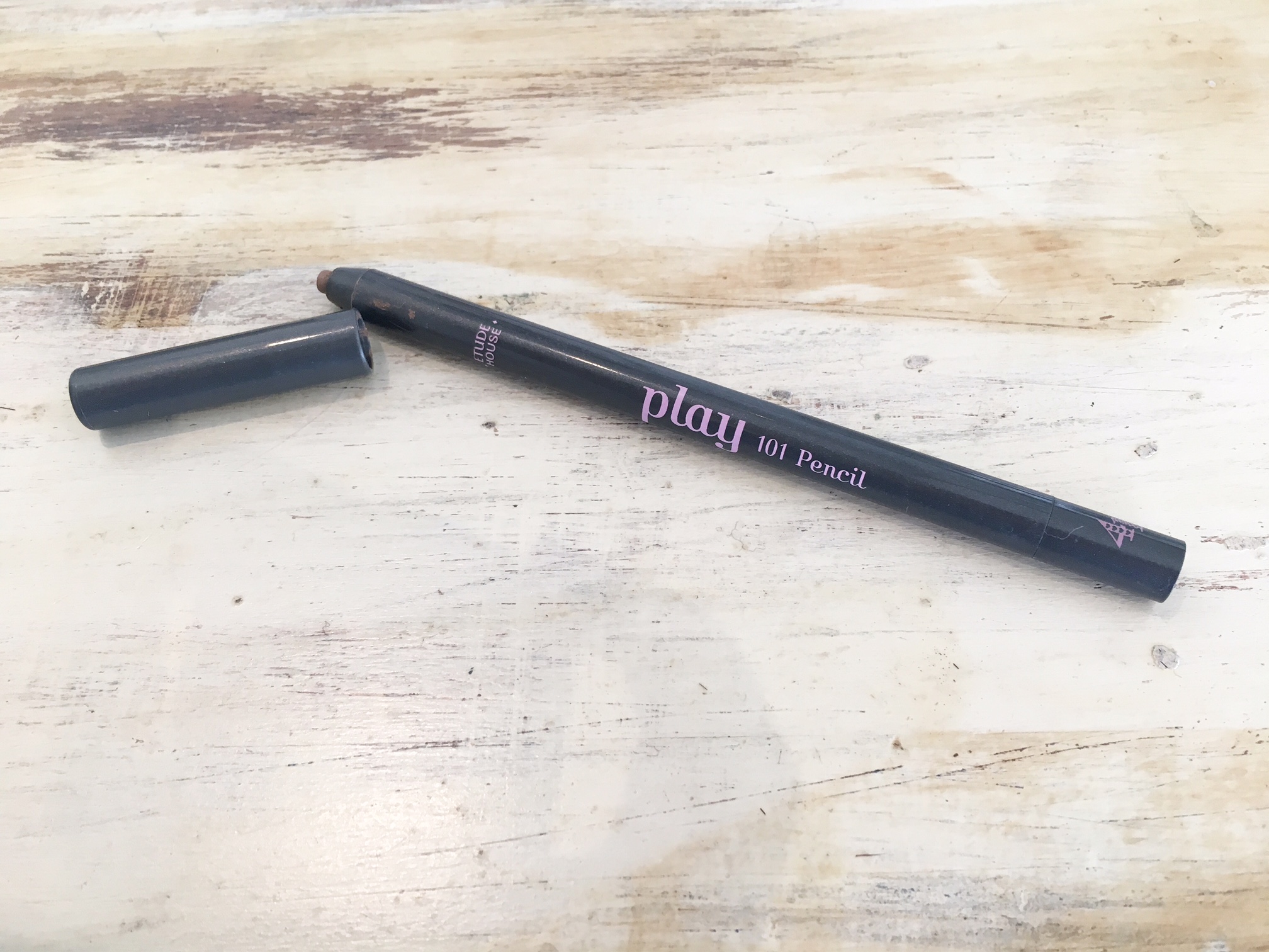 エチュードハウス【プレイ 101 ペンシル #8】