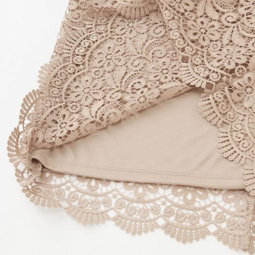 立体感のあるレース