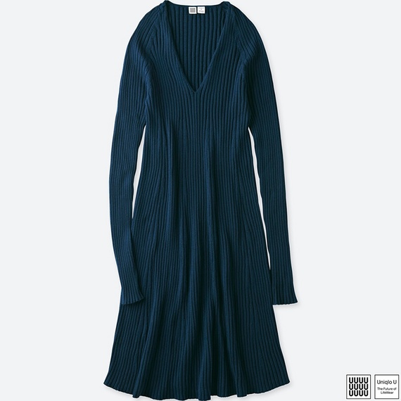 3DメリノリブＶネックワンピース