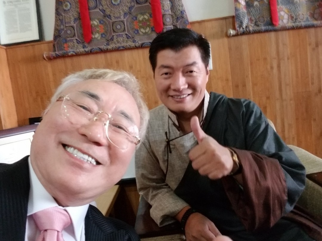 ロブサン・センゲ大統領