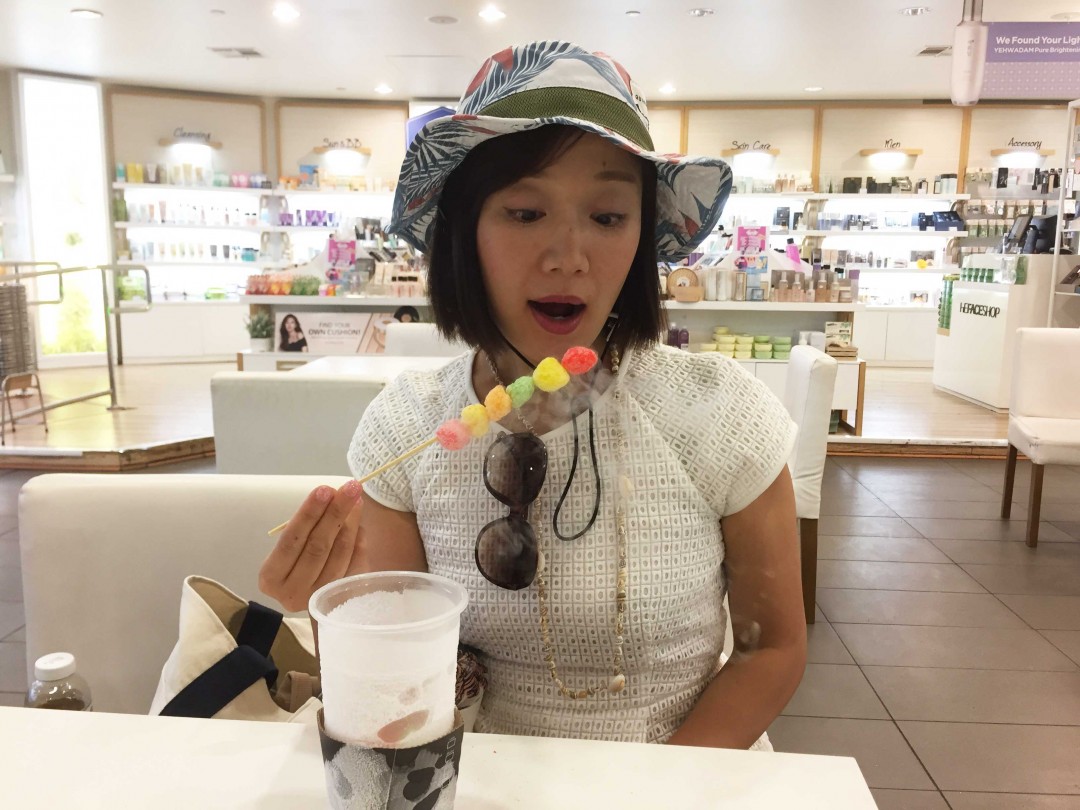 ドラゴンブレスアイス　LA『Chocolate Chair（チョコレート チェア）』