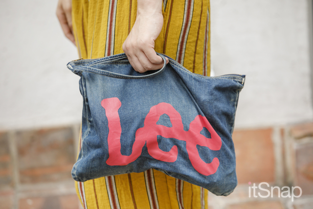 モデル、ママ・薬師寺美菜子サン(169cm)