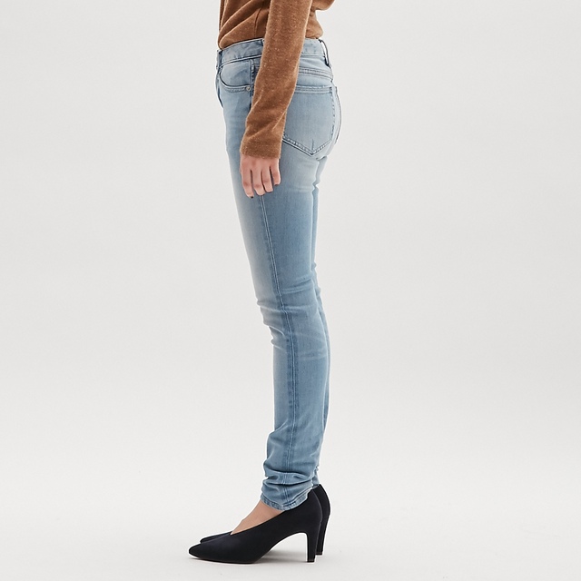 スーパーストレッチスキニーパンツ