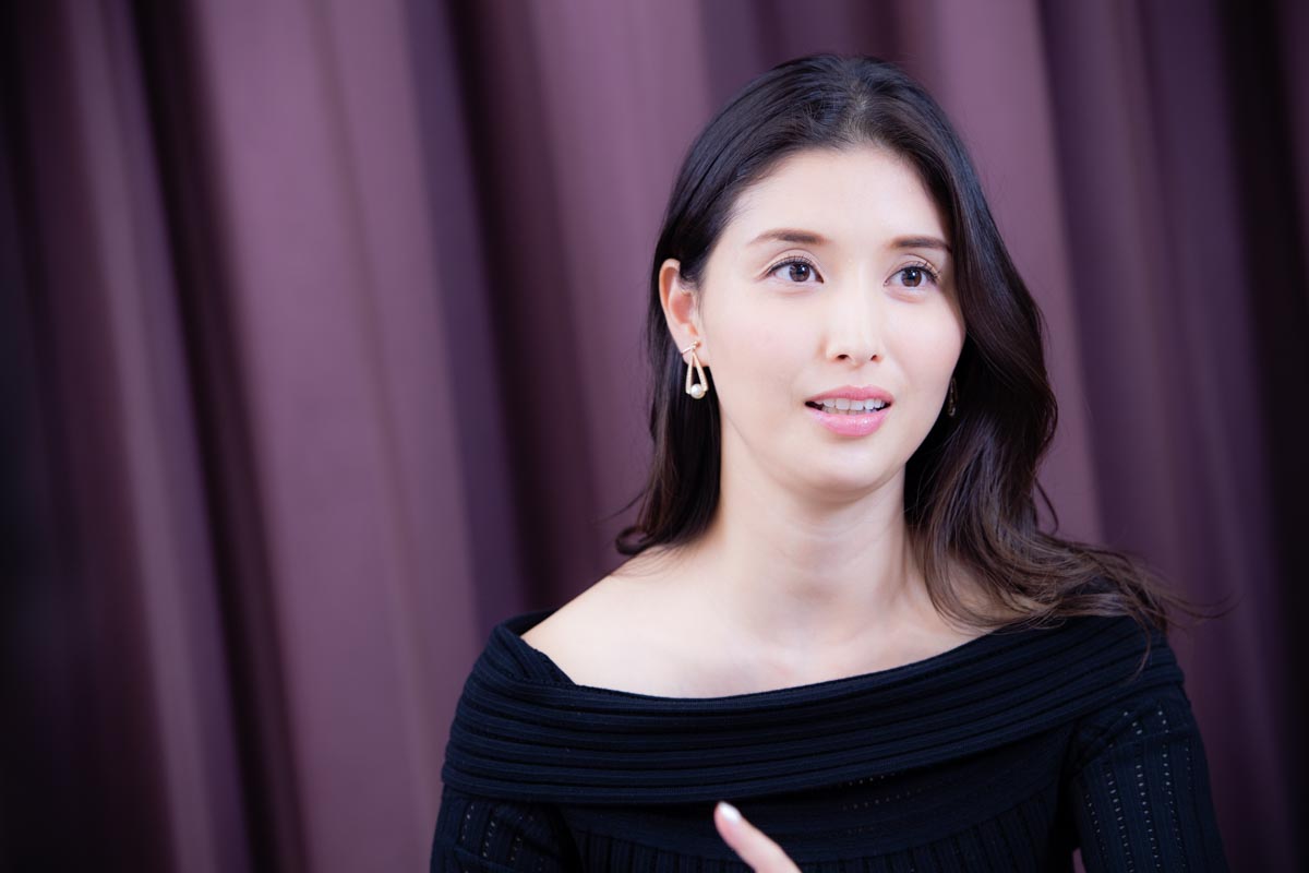 橋本マナミさん