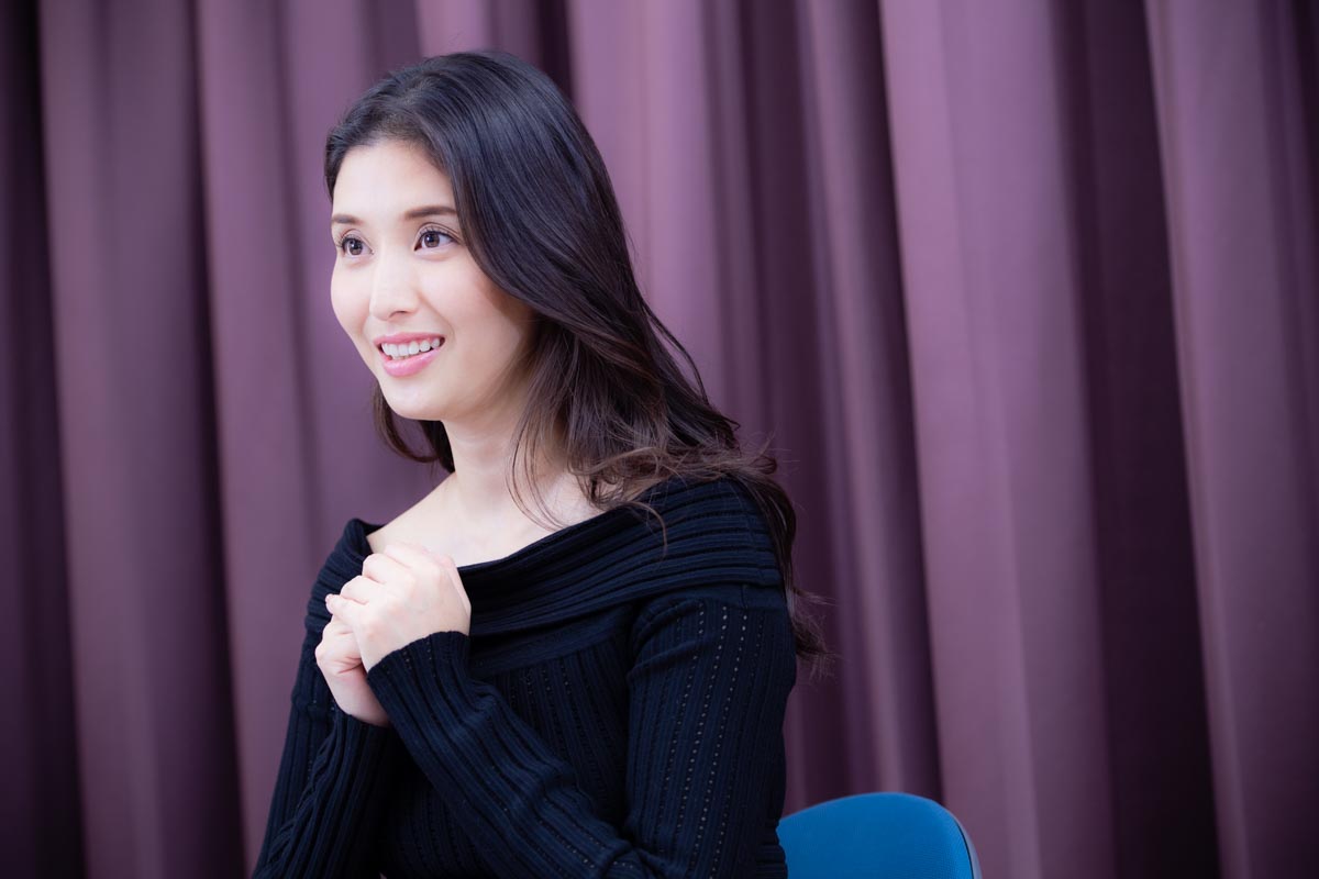 橋本マナミさん