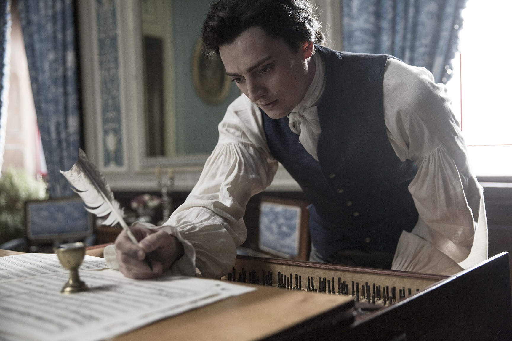 『プラハのモーツァルト 誘惑のマスカレード』より_3