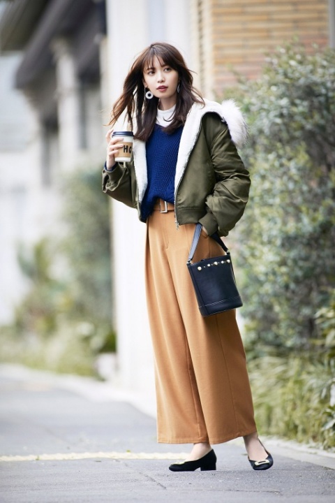 スタンドカラーブラウス