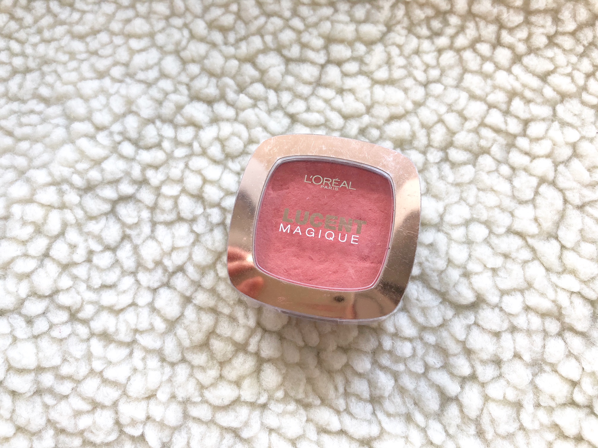 ロレアルパリ【ルーセントマジック パウダーブラッシュ C4】