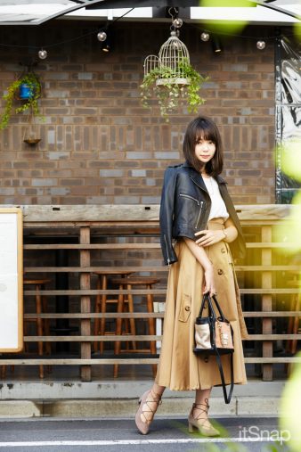 怜奈サン・T大学三年 20歳 (166cm) 怜奈サン・T大学三年 20歳 (166cm)