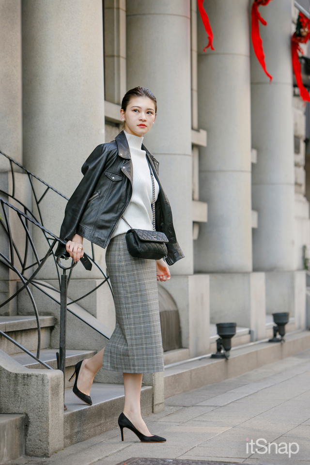 二見和穂サン・関西外語大学 24歳 (165cm)