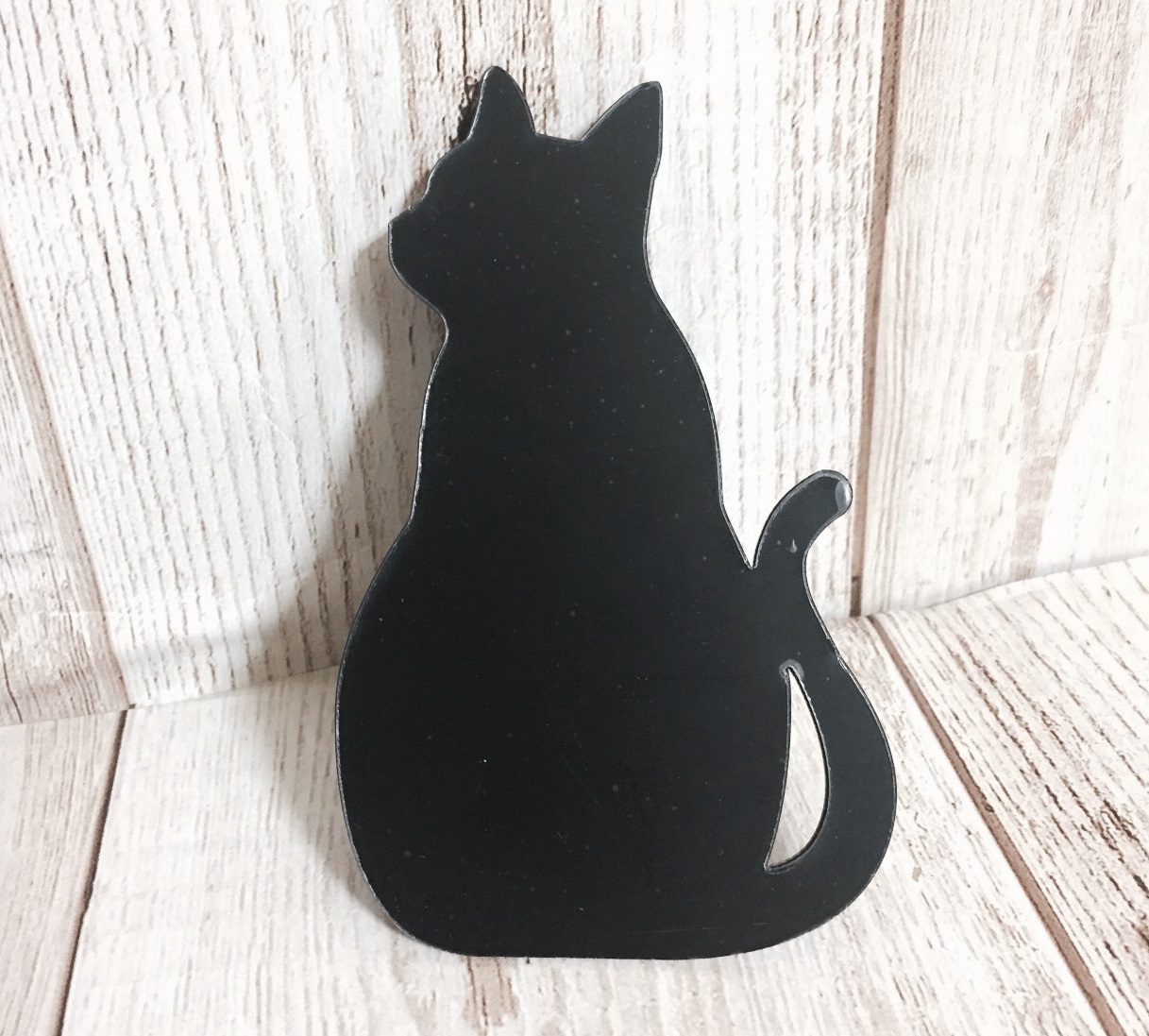 スタイリッシュな猫ライト