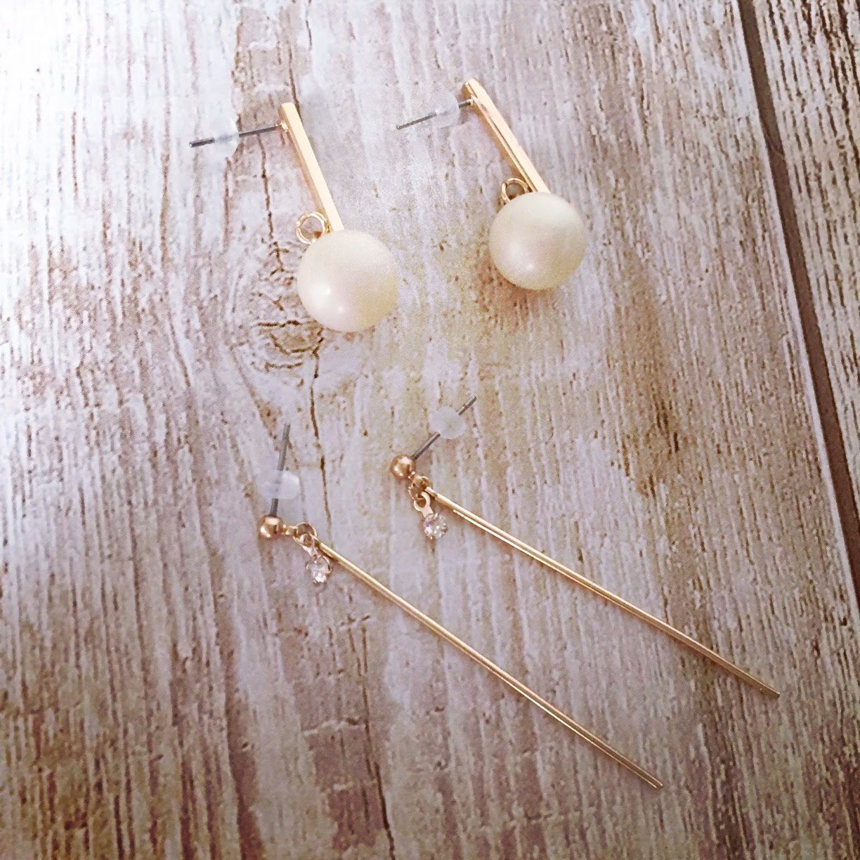 ピアス各100円（ダイソー）