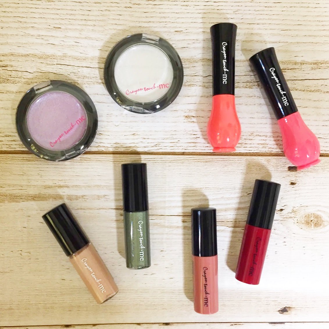 キャンドウの100円人気コスメ「クレヨンタッチミー」