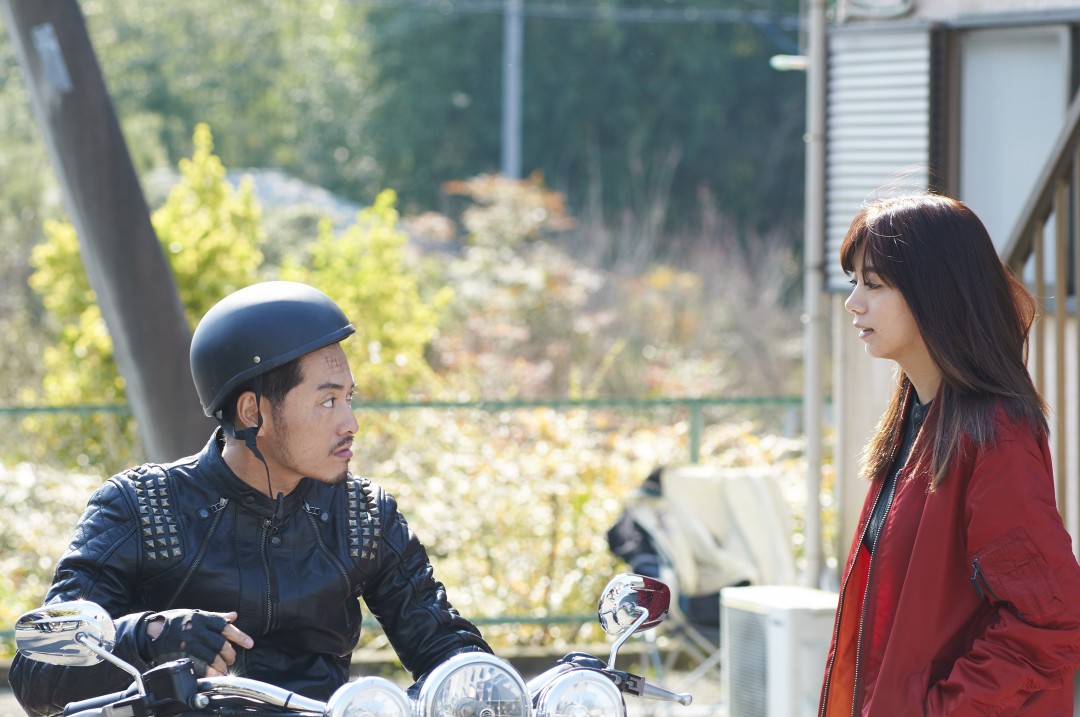 『チェリーボーイズ』より