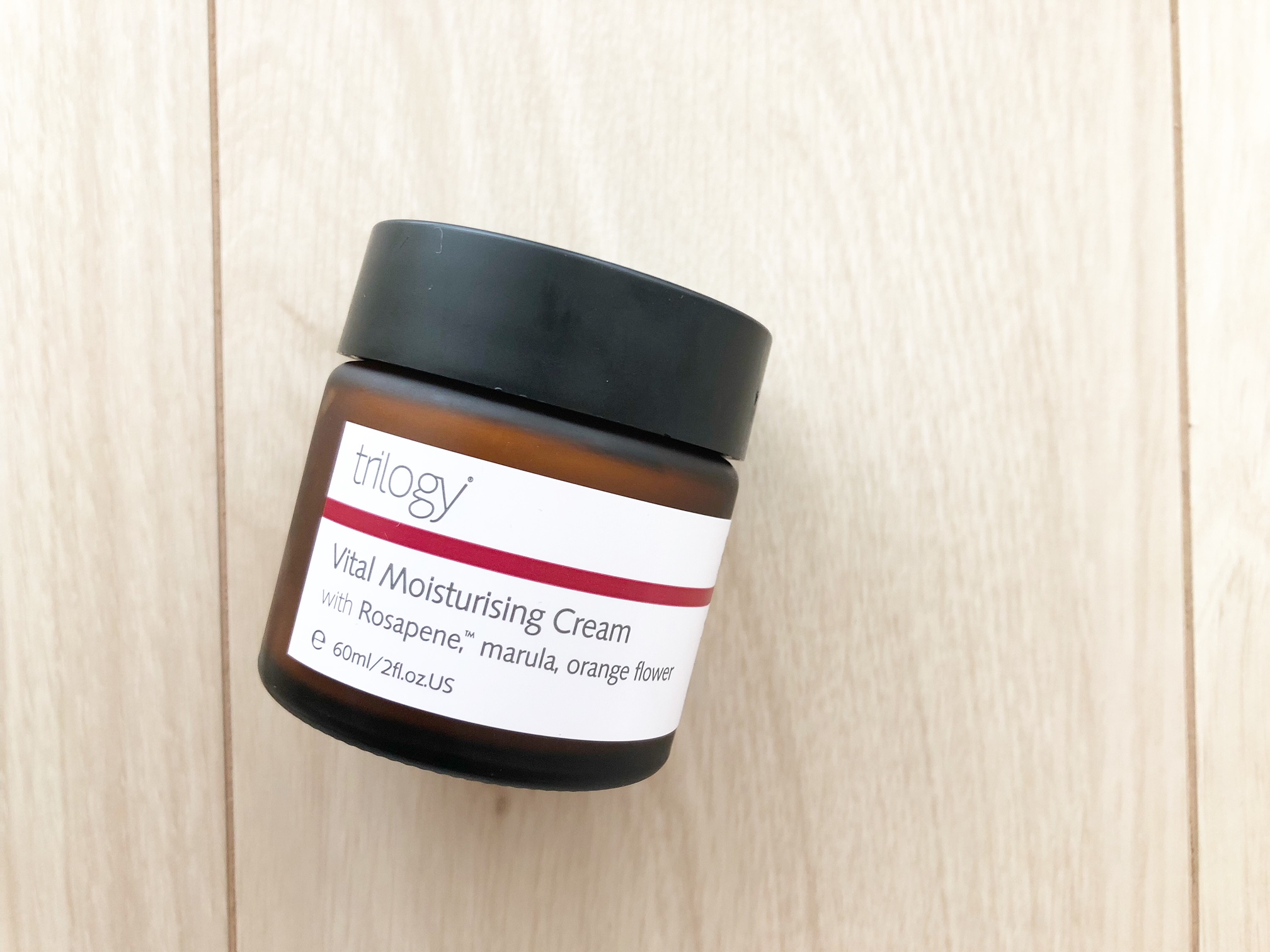 トリロジー【バイタル モイスチュアライジング クリーム】