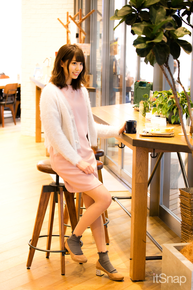 タレント・山岸奈津美サン(162cm)