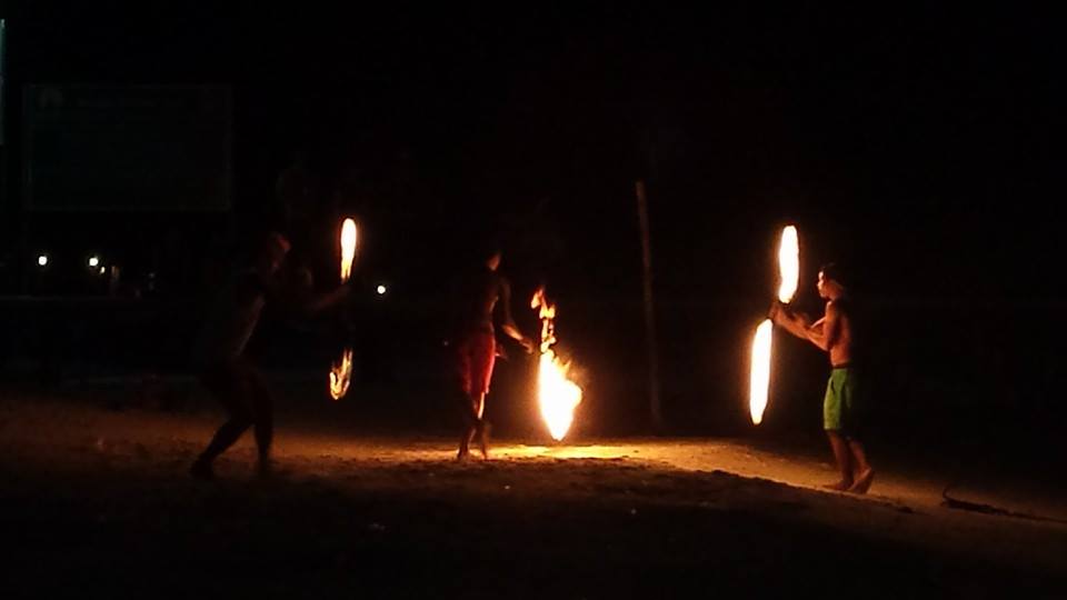 シアヌークビルで観たファイヤーダンス