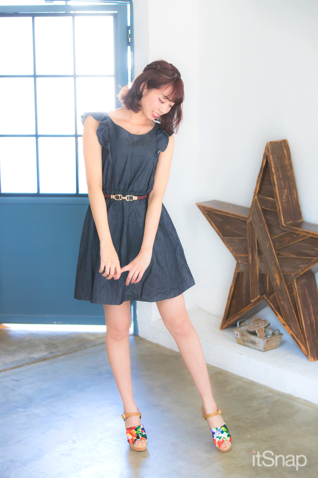 タレント・山岸奈津美サン(162cm)