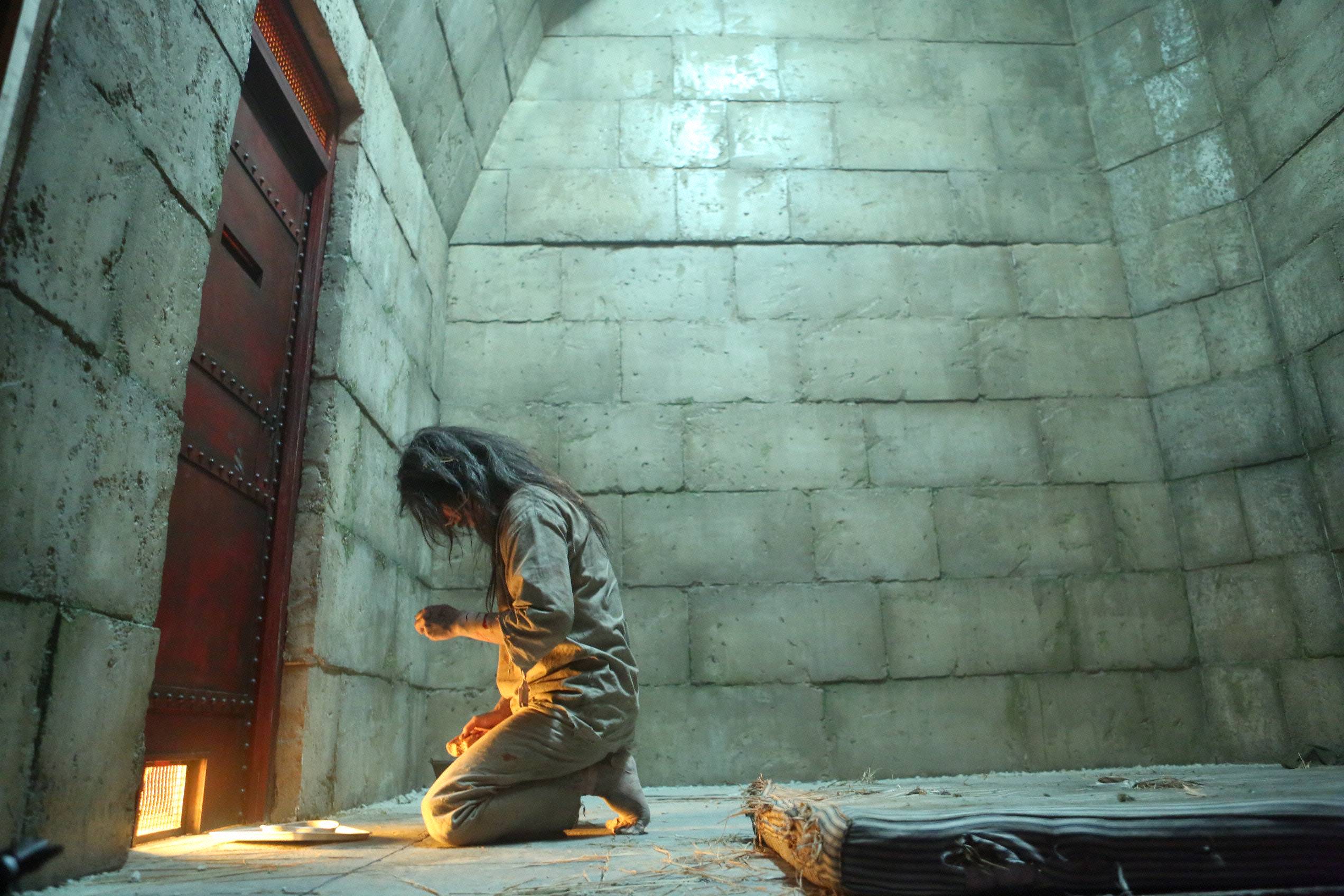 投獄された柴門暖（ディーン・フジオカ）