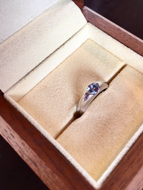 遺骨で作ったダイヤモンド