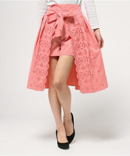 ショートパンツ+スカート