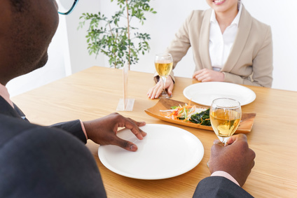 知り合いとの食事