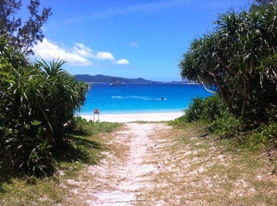 古座間味ビーチ（沖縄県座間味村、慶良間諸島）